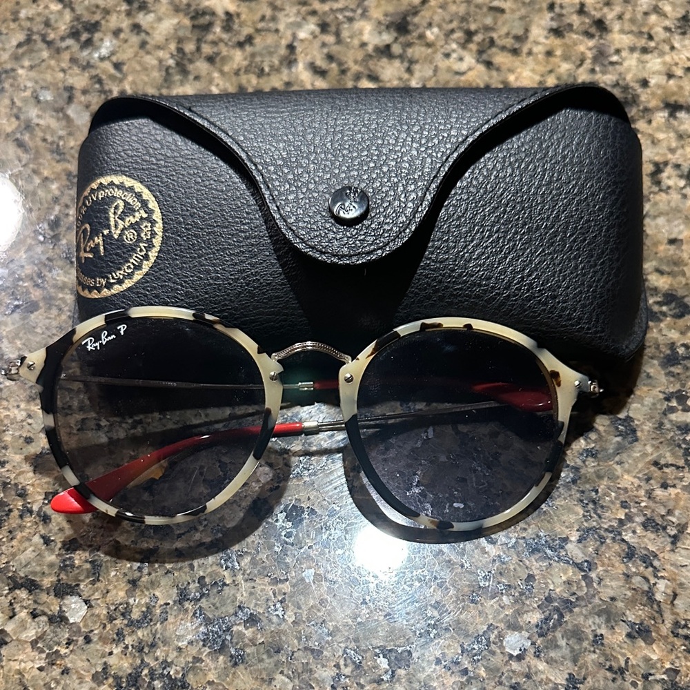 Ray-Ban Tortoise Shell Round Sunglasses with Black Case